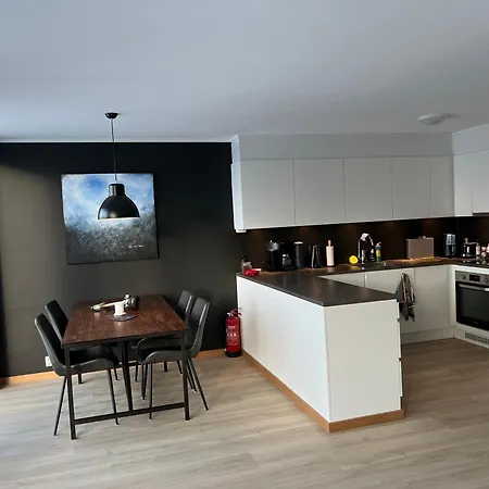 Moderne Leilighet Med Fin Utstik * Tromsø