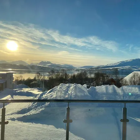 Moderne Leilighet Med Fin Utstik * Tromsø
